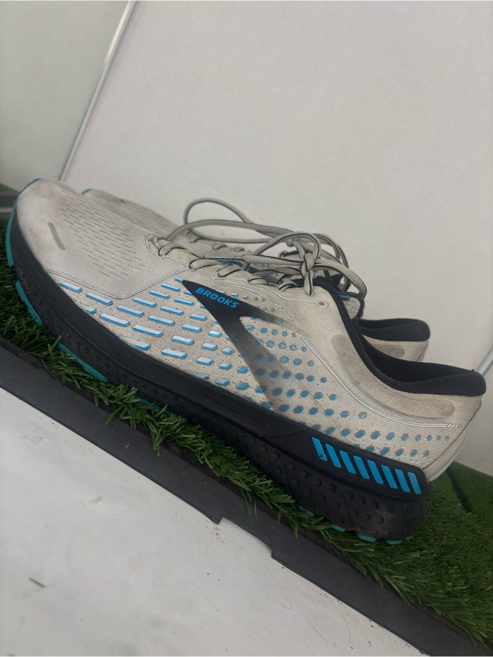 Brooks Adrenaline GTS 21 Men's Running Shoes Gray Blue Mesh US Size 14